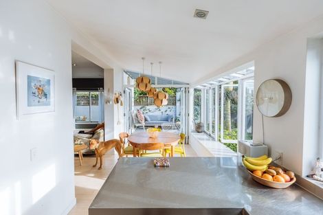 Photo of property in 26 Church Street, Devonport, Auckland, 0624