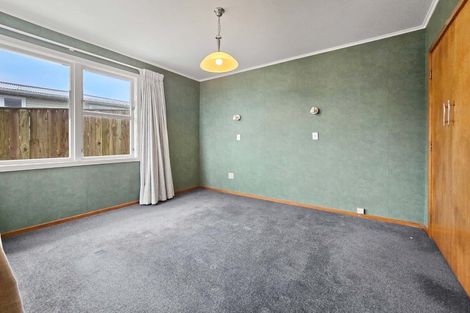 Photo of property in 16 Cypress Drive, Maungaraki, Lower Hutt, 5010