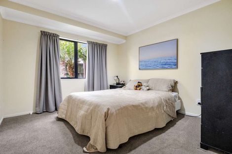 Photo of property in 2 Saxon Woods Drive, Rototuna North, Hamilton, 3210