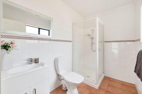 Photo of property in 47 Fleetwood Drive, Henderson, Auckland, 0612