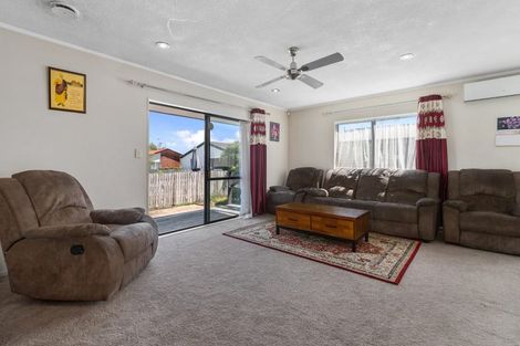 Photo of property in 229 Gravatt Road, Papamoa Beach, Papamoa, 3118