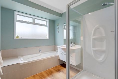 Photo of property in 10 Carex Close, Pyes Pa, Tauranga, 3112