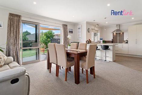 Photo of property in 52 Kayelene Place, Omokoroa, 3114