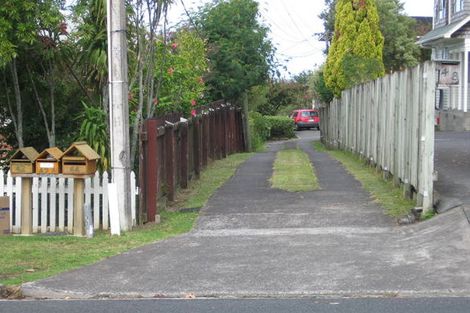 Photo of property in 44 Kowhai Road, Campbells Bay, Auckland, 0630