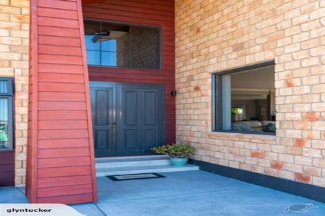 Photo of property in 22 Key West Drive, One Tree Point, 0118