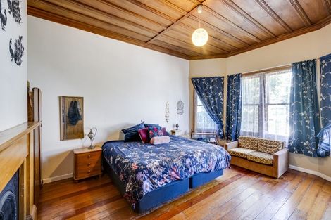 Photo of property in 16 Owen Street, Napier South, Napier, 4110