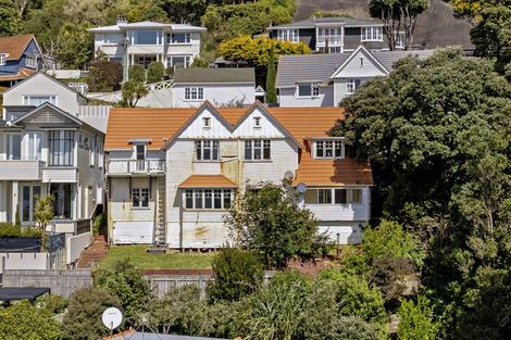 Photo of property in 8 Wilkinson Street, Oriental Bay, Wellington, 6011