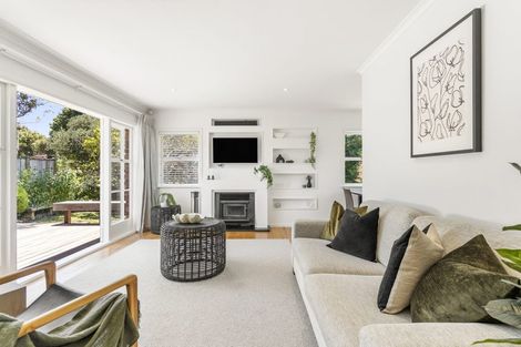 Photo of property in 6 Dell Way, Bucklands Beach, Auckland, 2014
