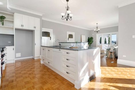 Photo of property in 46 Macmillan Avenue, Cashmere, Christchurch, 8022