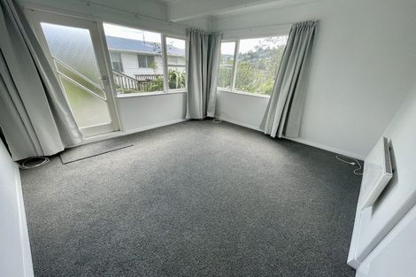 Photo of property in 15 Holborn Drive, Stokes Valley, Lower Hutt, 5019