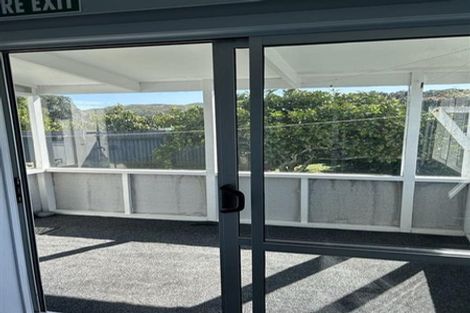 Photo of property in 10 Wallis Street, Raglan, 3225