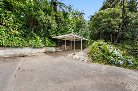 Photo of property in 34 Miromiro Road, Normandale, Lower Hutt, 5010
