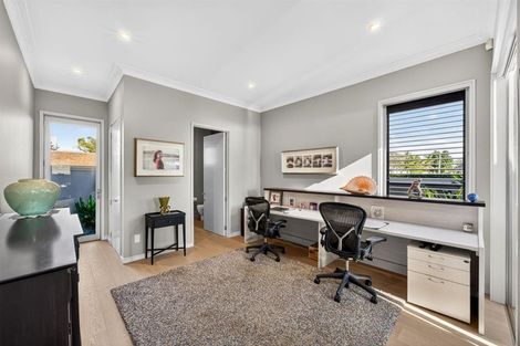Photo of property in 29 Cecil Road, Milford, Auckland, 0620