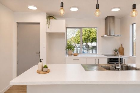 Photo of property in 569a Hereford Street, Linwood, Christchurch, 8011