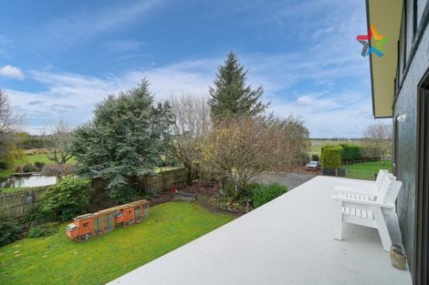 Photo of property in 220 Mill Road South, Seaward Bush, Invercargill, 9871