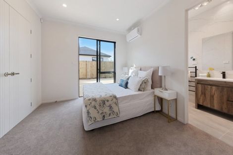 Photo of property in 39 Pakaraka Drive, Papakura, 2110