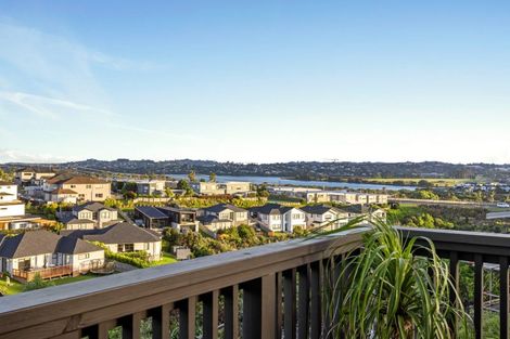 Photo of property in 39 Bayview Park Lane, Orewa, 0931