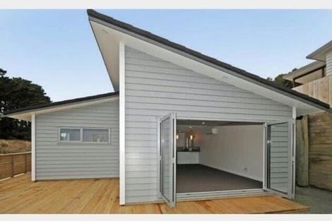 Photo of property in 150 Eskdale Road, Papakowhai, Porirua, 5024