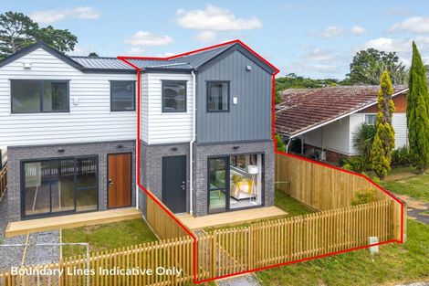 Photo of property in 140a Edgewater Drive, Pakuranga, Auckland, 2010