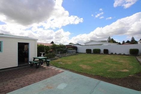Photo of property in 20 Thyra Street, Dannevirke, 4930