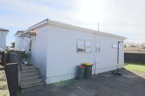 Photo of property in 39 Reelick Avenue, Pakuranga Heights, Auckland, 2010