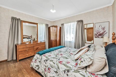 Photo of property in 12 Gift Street, Coalgate, 7673