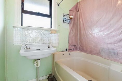 Photo of property in 51 Tawa Crescent, Manurewa, Auckland, 2102