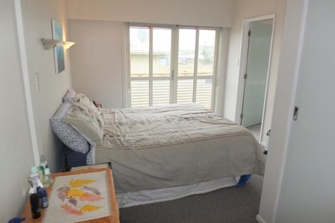 Photo of property in 10 Brown Terrace, Foxton Beach, Foxton, 4815