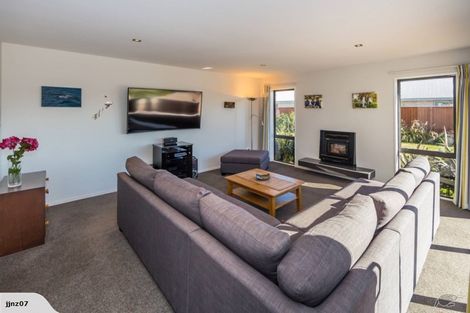 Photo of property in 23 Jacqueline Drive, West Melton, 7618