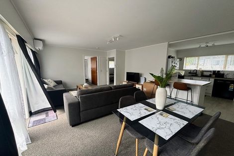 Photo of property in 1/13 Royal Arch Place, Rosehill, Papakura, 2113