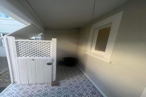 Photo of property in 1/57 Hawker Street, Mount Victoria, Wellington, 6011