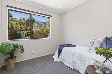 Photo of property in 45 Albatross Close, Whitby, Porirua, 5024