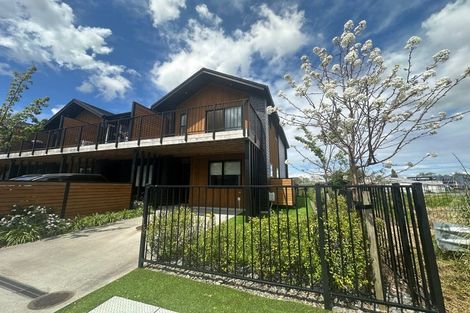 Photo of property in 2 Kawapani Lane, Kumeu, 0810