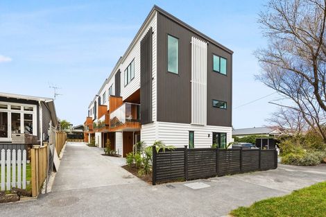 Photo of property in 28c Walker Road, Point Chevalier, Auckland, 1022