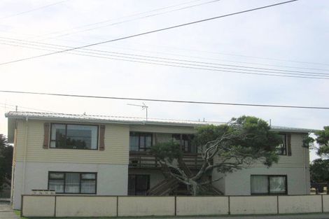 Photo of property in 13 Central Terrace, Alicetown, Lower Hutt, 5010