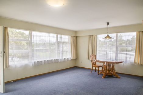 Photo of property in 8a Tiber Road, Forrest Hill, Auckland, 0620
