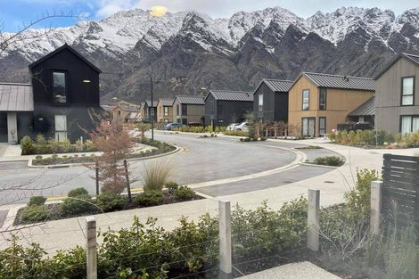 Photo of property in 37 Mulholland Drive, Jacks Point, 9371