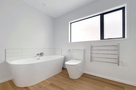 Photo of property in 15b Akehurst Avenue, New Lynn, Auckland, 0600