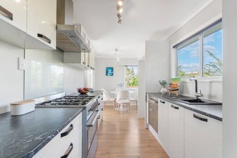 Photo of property in 191 Rangatira Road, Beach Haven, Auckland, 0626