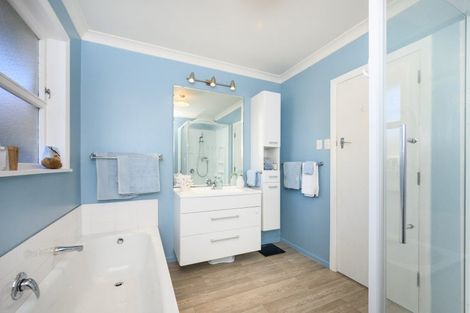 Photo of property in 21 Queen Street, Feilding, 4702