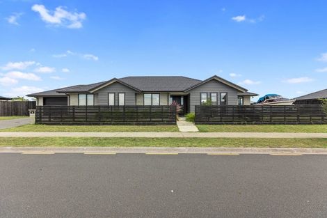 Photo of property in 7 Kuakua Close, Papamoa Beach, Papamoa, 3118
