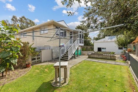 Photo of property in 26 Ngakoti Street, Urenui, 4375