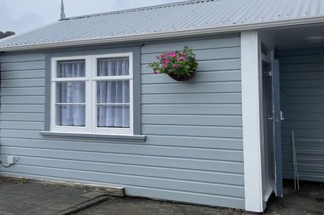 Photo of property in 5/28-28b Austin Street, Mount Victoria, Wellington, 6011