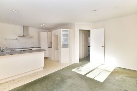 Photo of property in 1/20 Greta Place, Stanmore Bay, Whangaparaoa, 0932