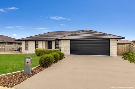 Photo of property in 12 Costello Drive, Ngatea, 3503