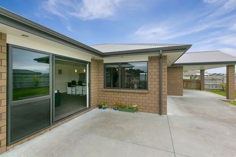 Photo of property in 1 Rawiri Drive, Bell Block, New Plymouth, 4312
