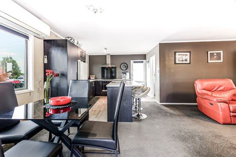 Photo of property in 3 Jasmine Avenue, Dinsdale, Hamilton, 3204