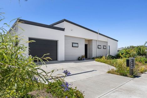 Photo of property in 16 Tana Pukekohatu Avenue, Motueka, 7120