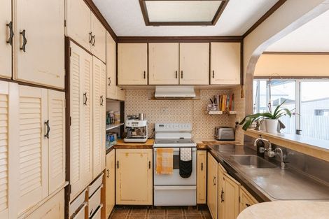 Photo of property in 5 Tyrone Street, Greerton, Tauranga, 3112