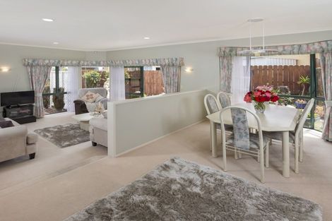 Photo of property in 30 Limerick Place, Dannemora, Auckland, 2016